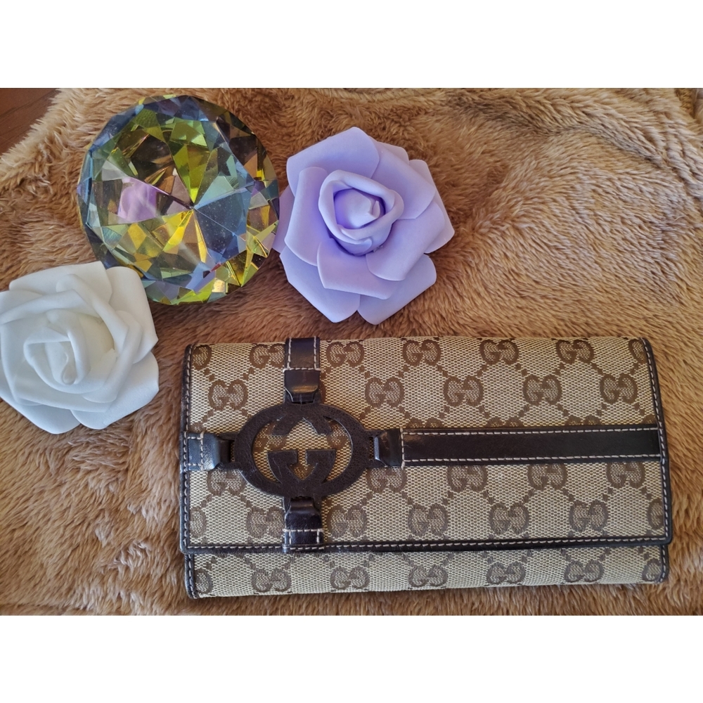 AUTHENTIC Gucci Monogram Long Wallet with Leather